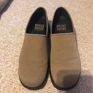 Mootsies Tootsies Slip On Shoes